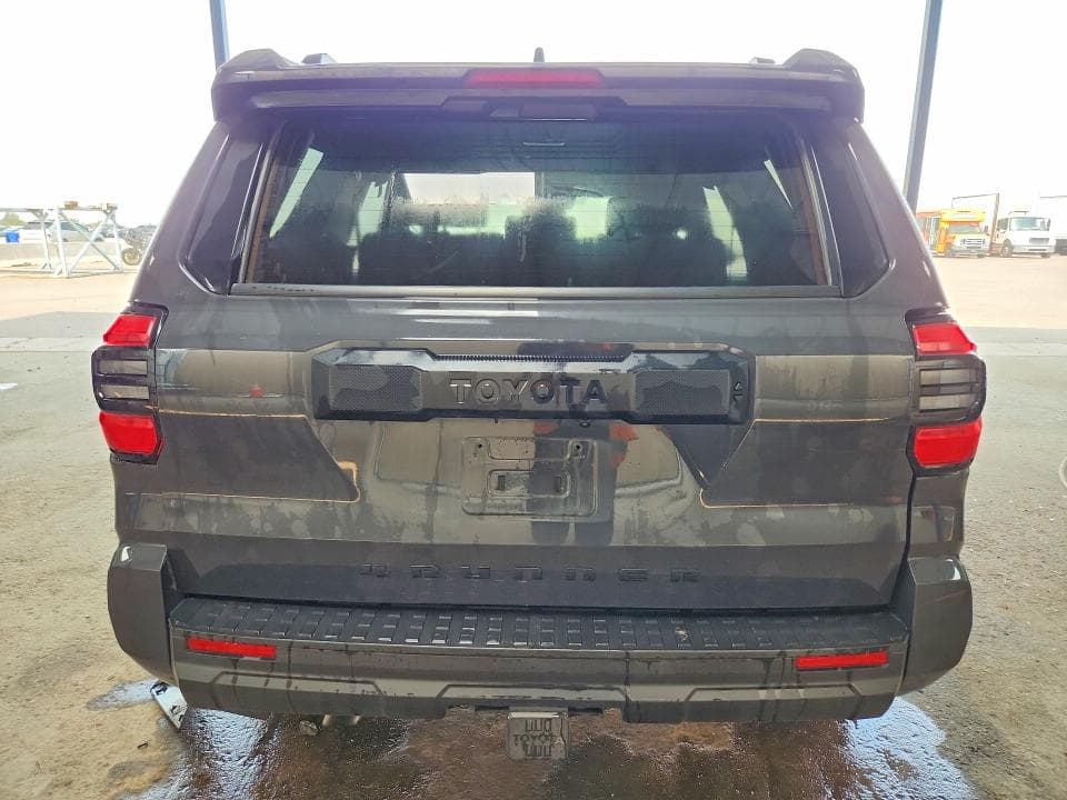 2025 TOYOTA 4RUNNER SR5 6