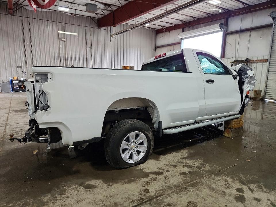 2025 CHEVROLET SILVERADO C1500 3