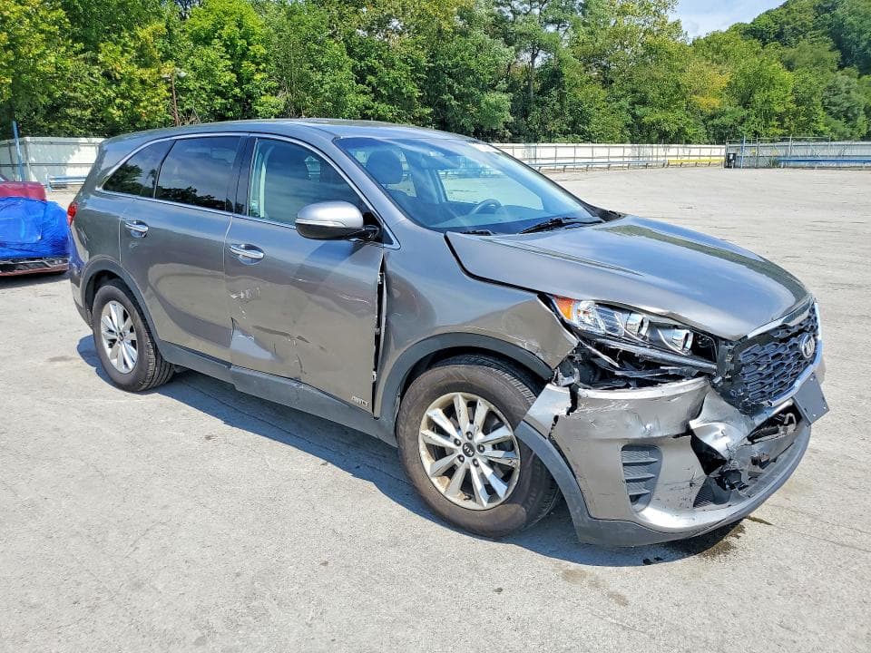 2019 KIA SORENTO LX V6 4