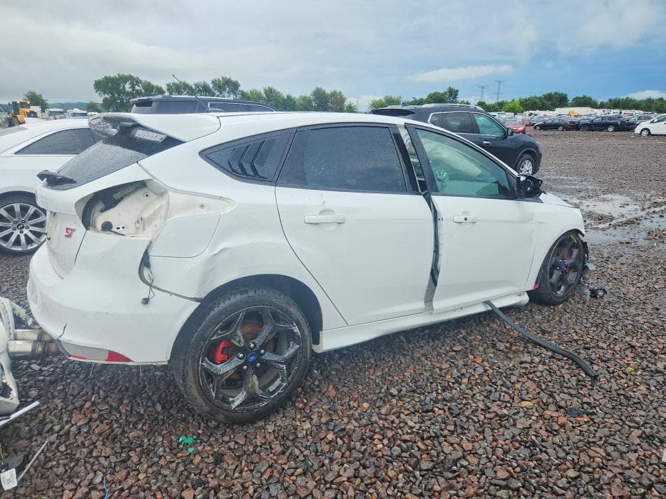 2017 FORD FOCUS ST 3