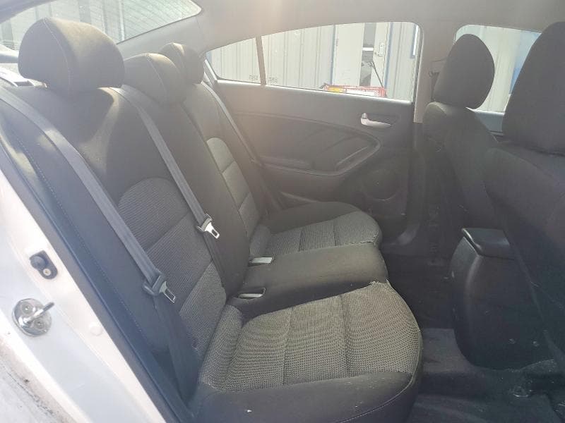 2018 KIA FORTE LX 10
