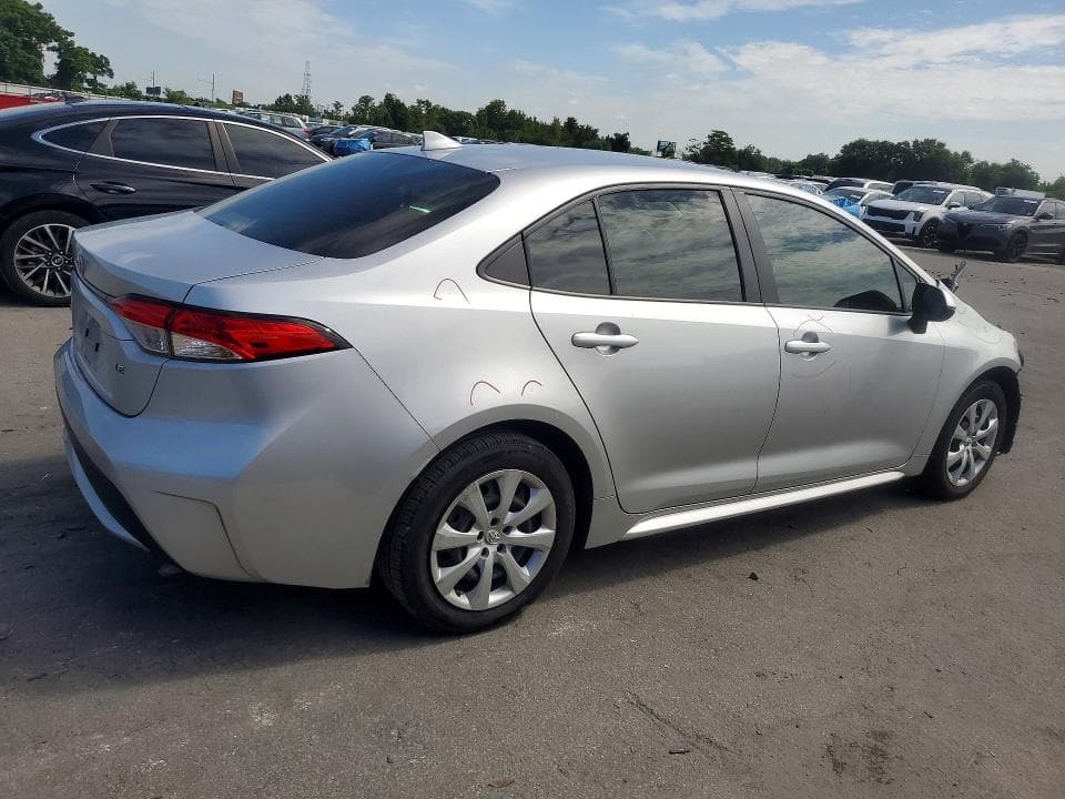 2020 TOYOTA COROLLA LE 3