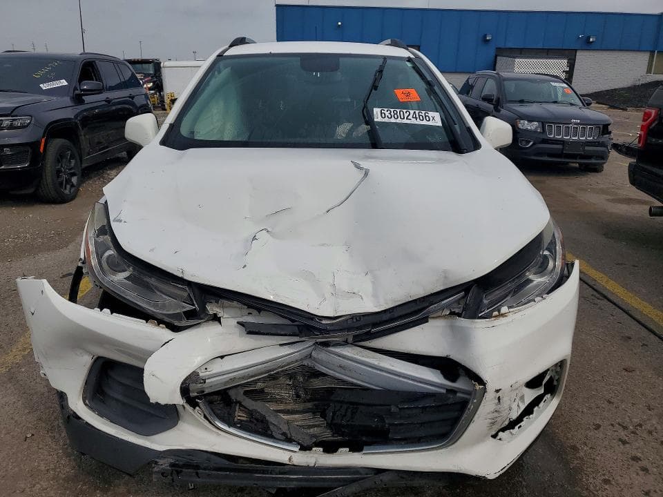 2018 CHEVROLET TRAX 1LT 5