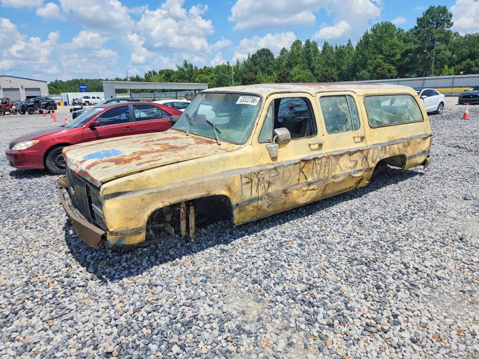 1983 CHEVROLET SUBURBAN K2 - 1