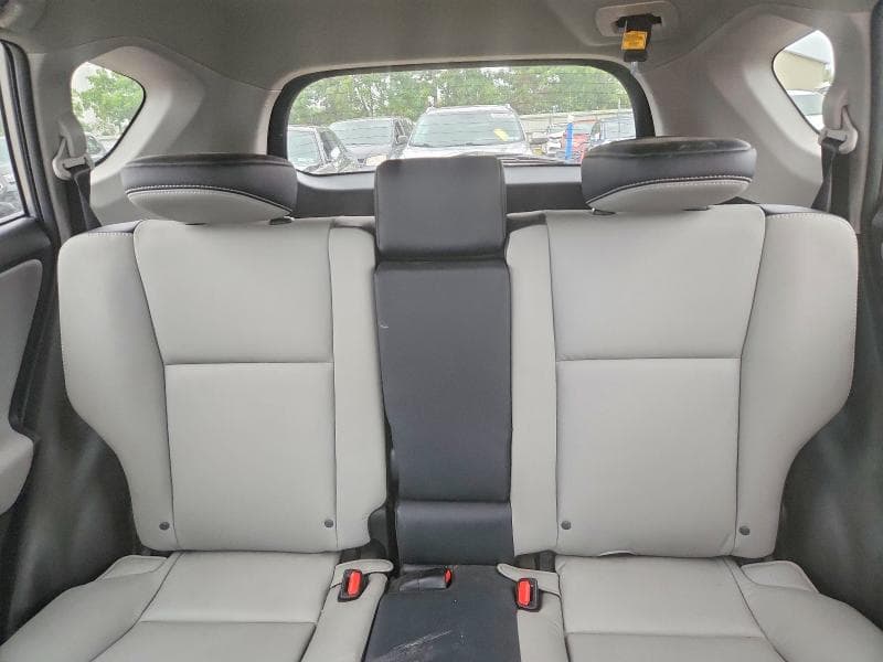 2017 TOYOTA RAV4 LIMITED 10