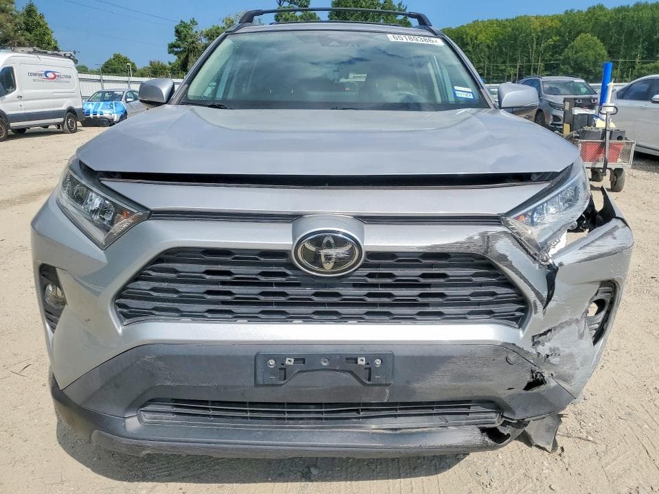 2021 TOYOTA RAV4 XLE 5