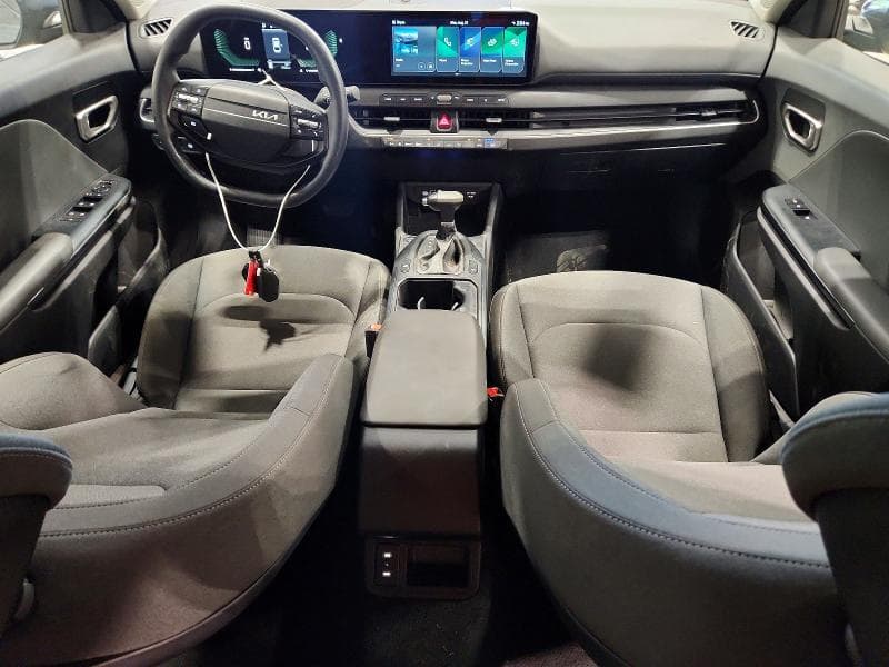 2025 KIA K4 LXS 8