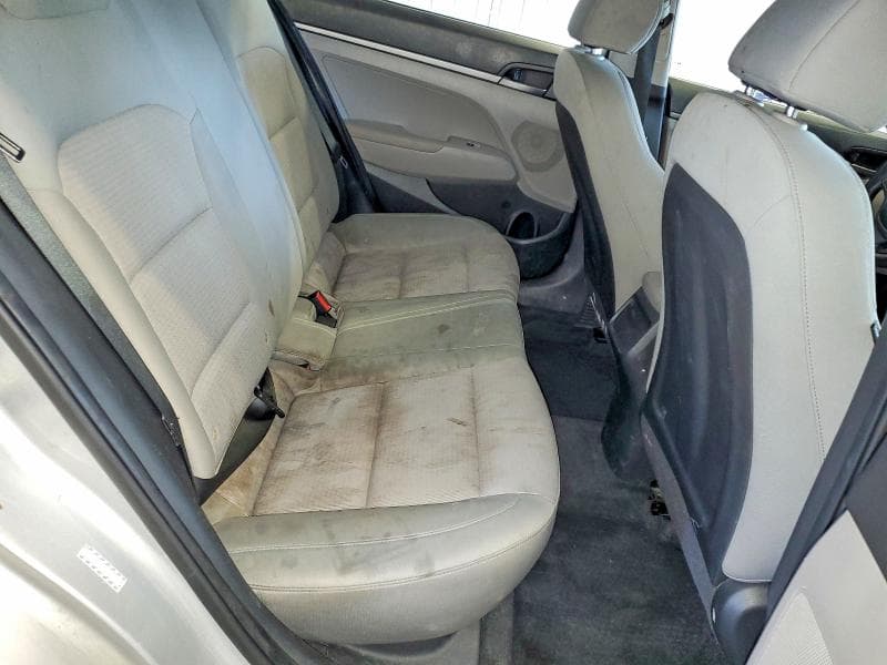 2017 HYUNDAI ELANTRA SE 10