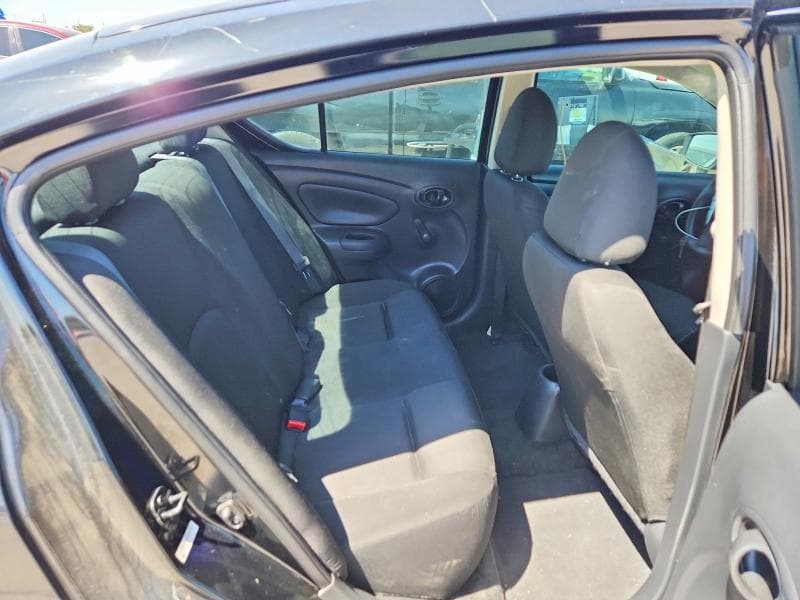 2019 NISSAN VERSA S 10