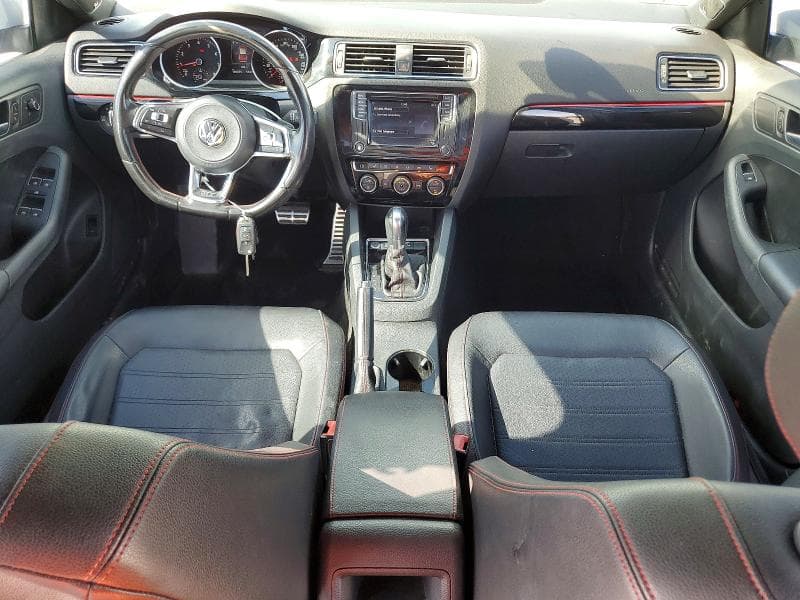 2017 VOLKSWAGEN JETTA GLI 8
