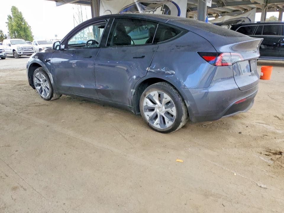 2023 TESLA MODEL Y 2