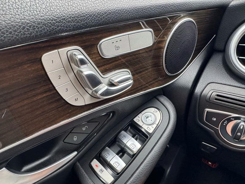 2020 MERCEDES-BENZ GLC 300 4MATIC 11