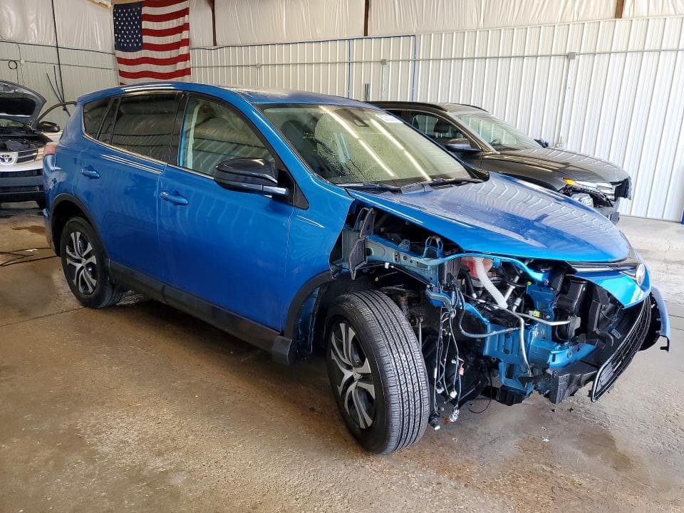 2017 TOYOTA RAV4 LE 4