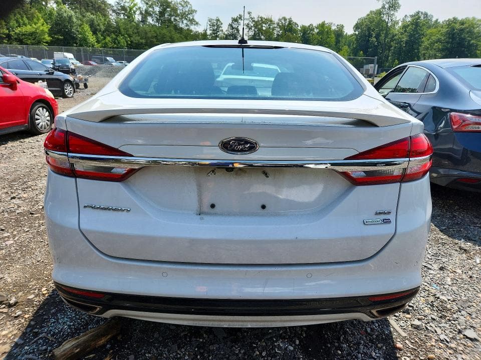 2017 FORD FUSION SE 6