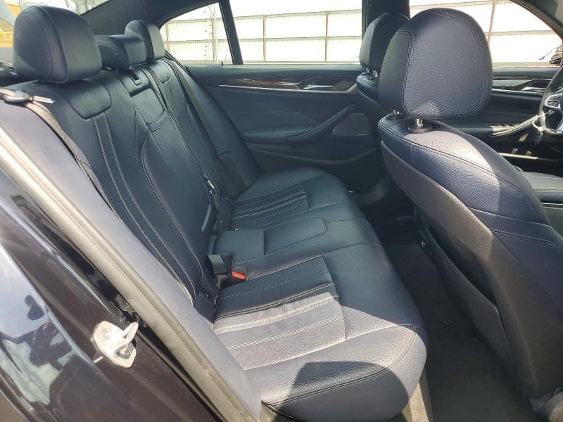 2019 BMW 530E 10