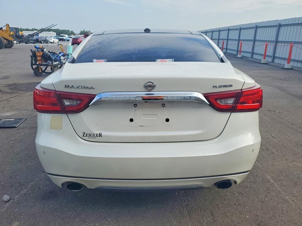 2017 NISSAN MAXIMA PLATINUM 6
