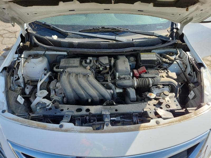 2019 NISSAN VERSA SV 11