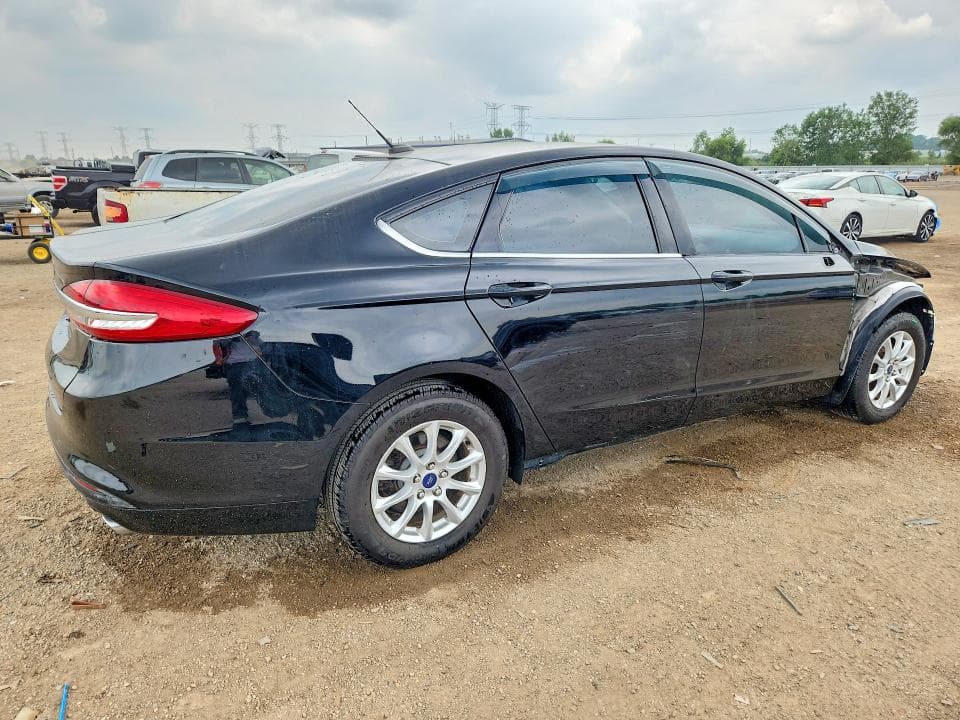 2017 FORD FUSION S 3