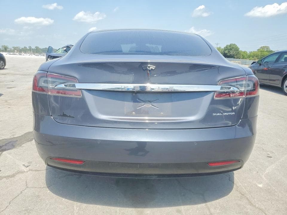2021 TESLA MODEL S 6