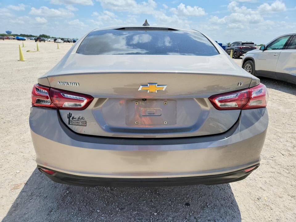2022 CHEVROLET MALIBU LT 6
