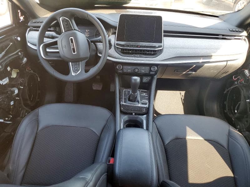 2025 JEEP COMPASS LATITUDE 8