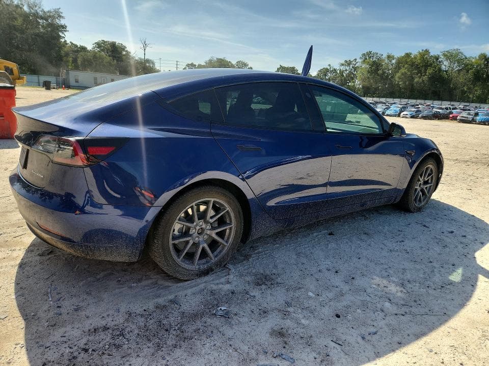 2022 TESLA MODEL 3 3