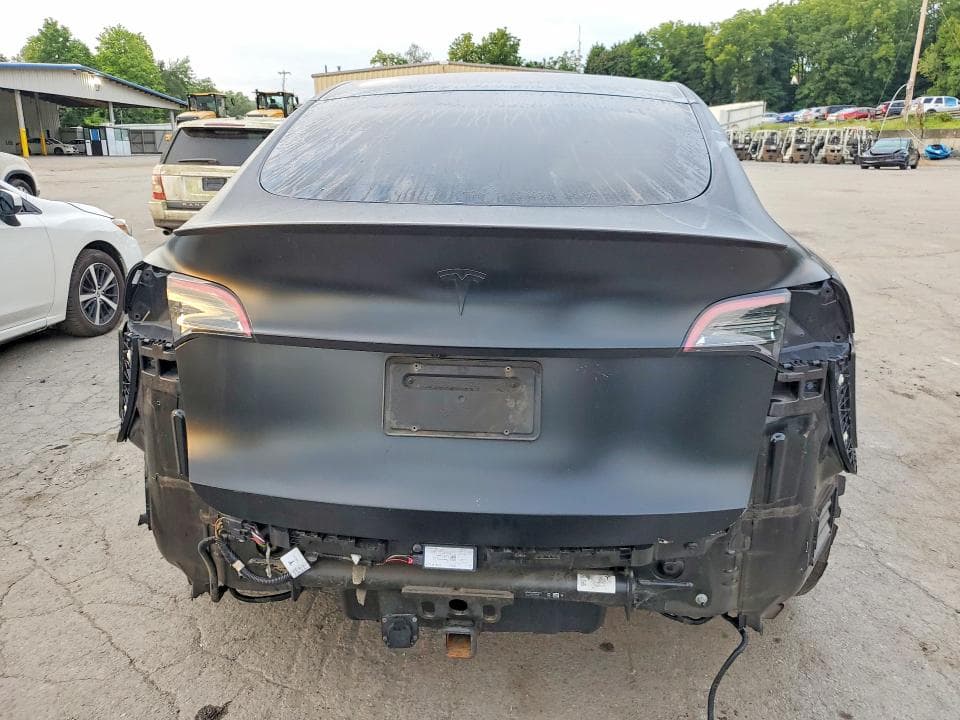 2021 TESLA MODEL Y 6