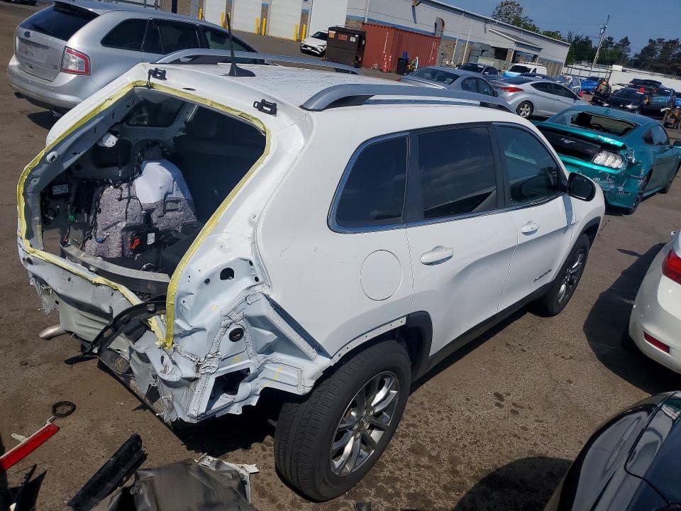 2020 JEEP CHEROKEE LATITUDE PLUS 3
