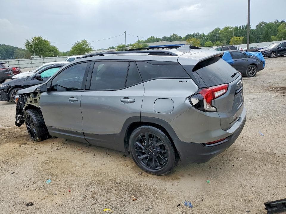 2023 GMC TERRAIN SLT 2