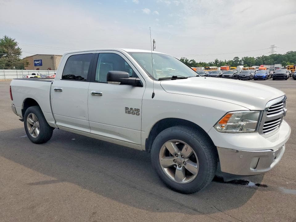 2017 RAM 1500 SLT 4