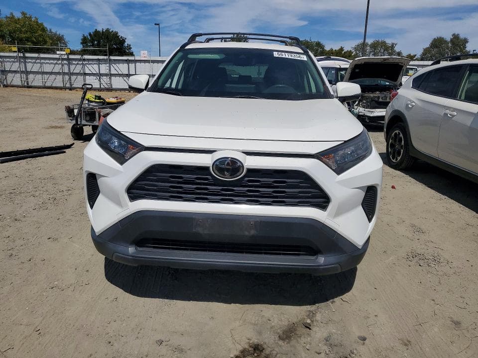 2019 TOYOTA RAV4 LE 5