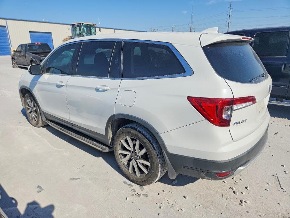 2021 HONDA PILOT EX 2