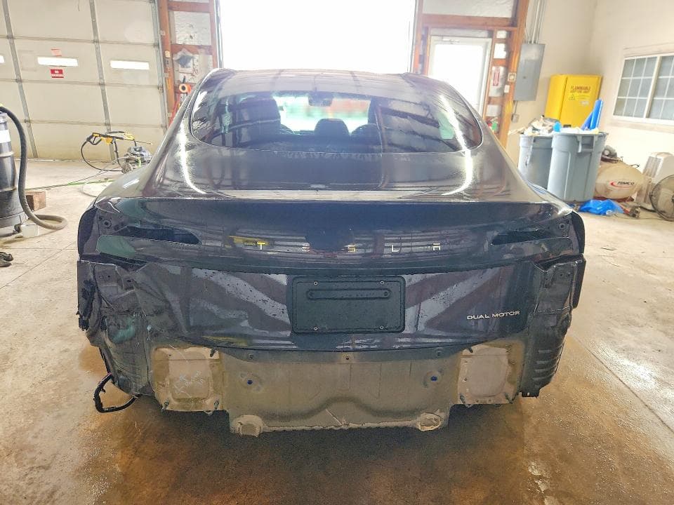 2024 TESLA MODEL 3 6