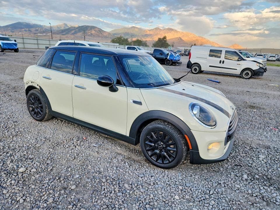 2019 MINI COOPER 4