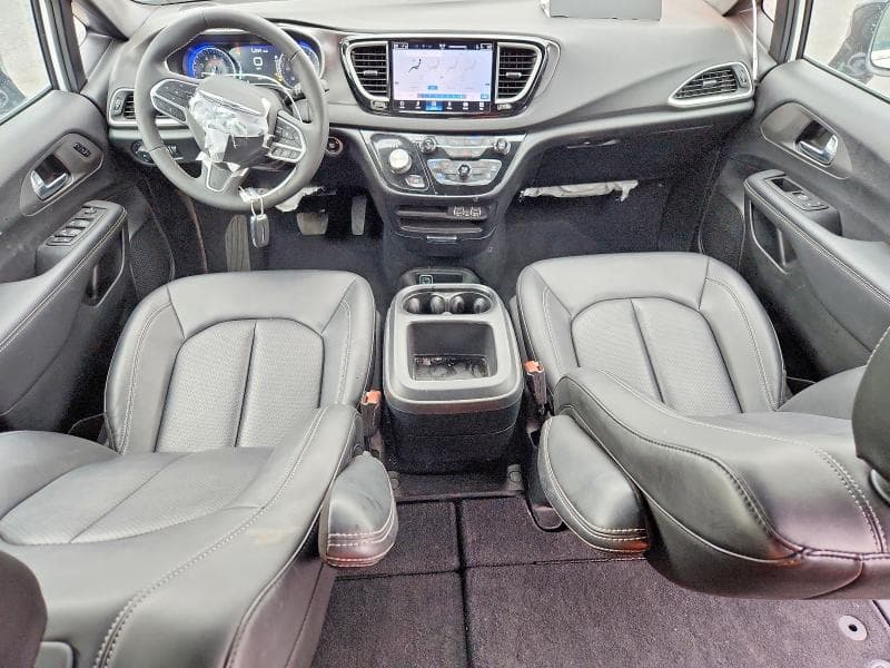 2025 CHRYSLER PACIFICA SELECT 8