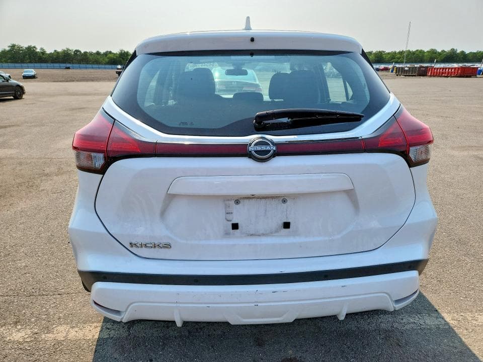 2022 NISSAN KICKS S 6
