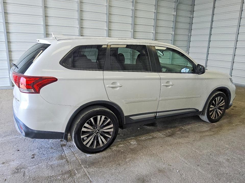 2019 MITSUBISHI OUTLANDER ES 3