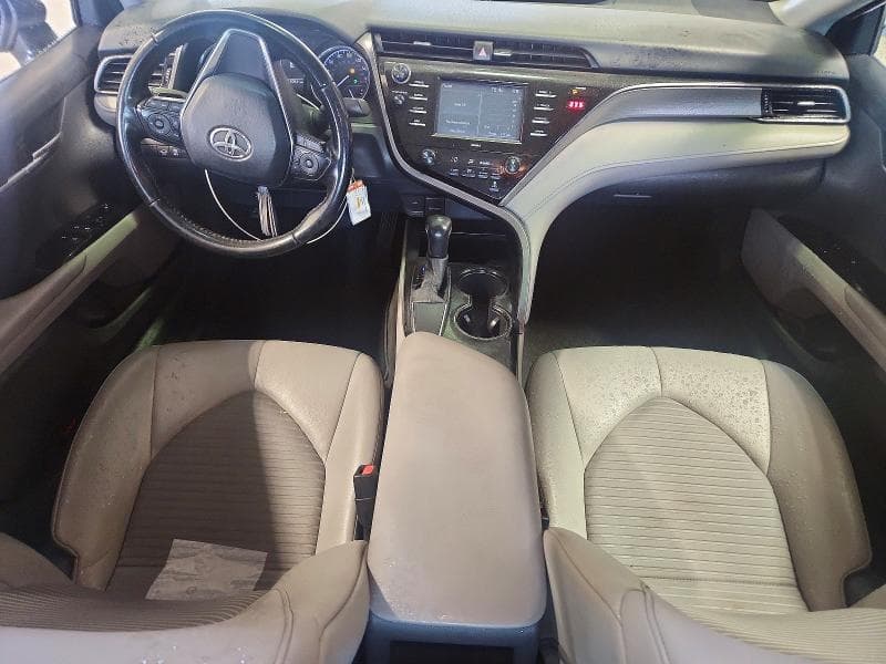 2020 TOYOTA CAMRY SE 8