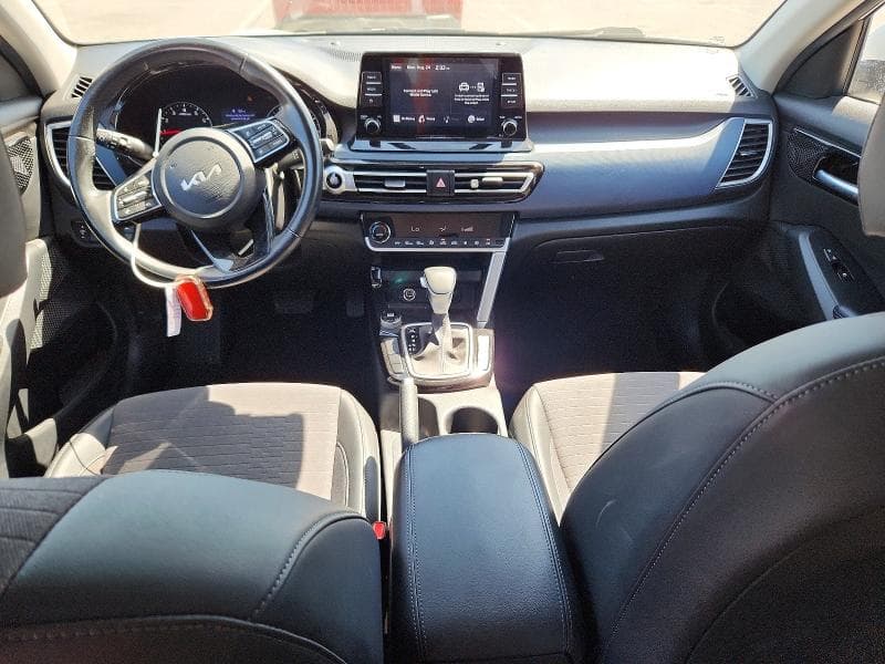 2023 KIA SELTOS S 8