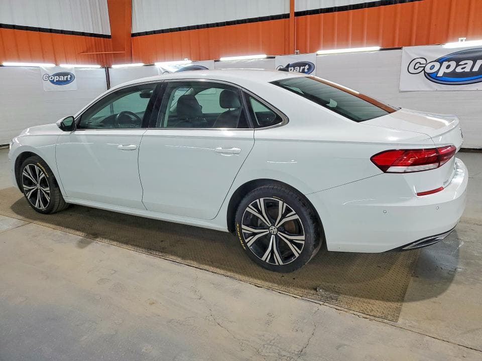 2020 VOLKSWAGEN PASSAT SEL 2