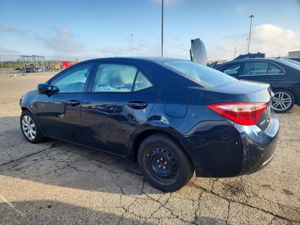 2018 TOYOTA COROLLA LE 2
