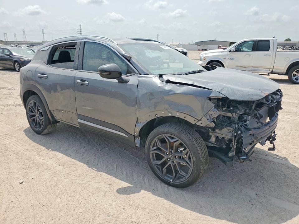2026 NISSAN KICKS SR 4