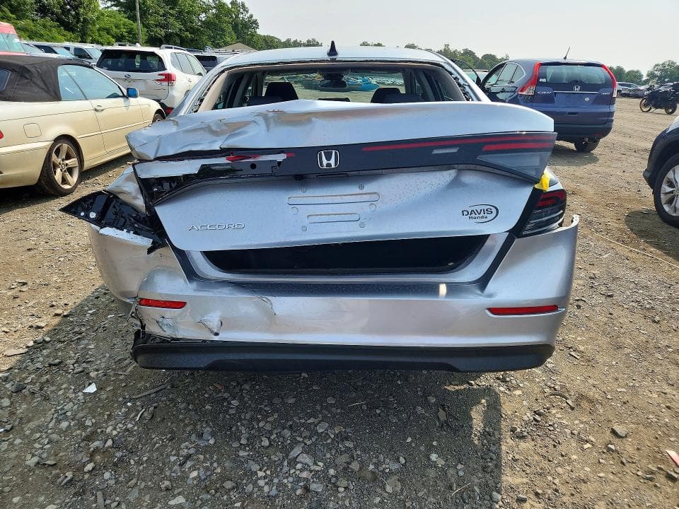 2025 HONDA ACCORD SE 6