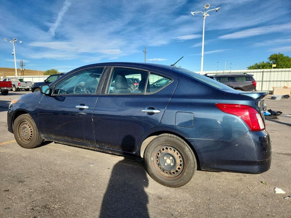 2017 NISSAN VERSA 1.6 SV 2