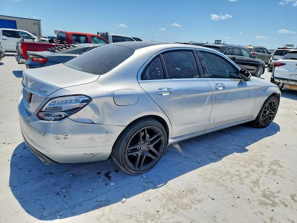 2017 MERCEDES-BENZ C 300 4MATIC 3