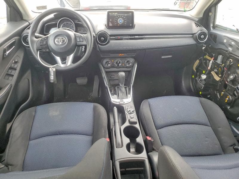 2017 TOYOTA YARIS IA BASE 8