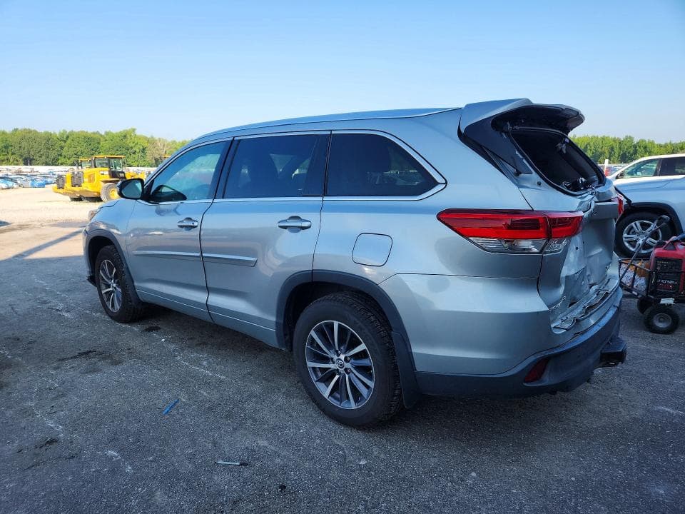 2017 TOYOTA HIGHLANDER XLE 2