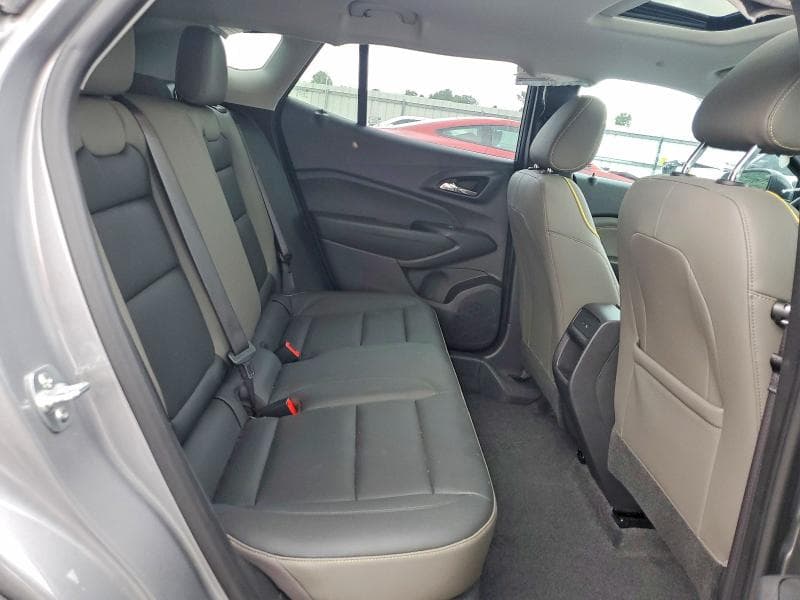 2025 CHEVROLET TRAX ACTIV 11