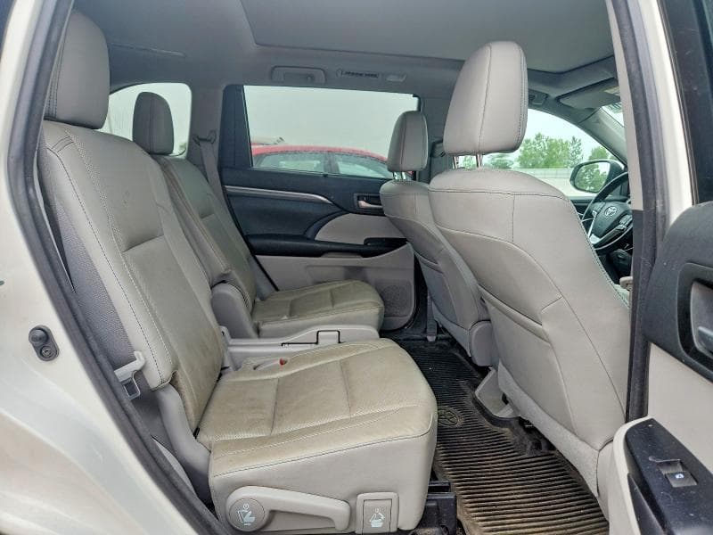 2017 TOYOTA HIGHLANDER HYBRID LIMITED PLATINUM 11