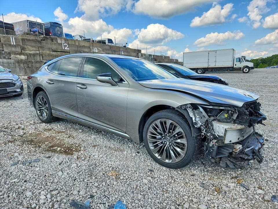 2018 LEXUS LS 500 4